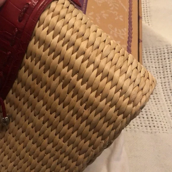 SALE!!! Brighton Straw/Raffia Shoulder Bag - Picture 8 of 12